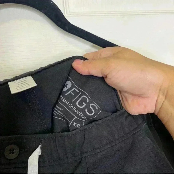 FIGS Men’s Cairo Cargo Scrub Pants™ Sz XXL - Picture 3 of 11